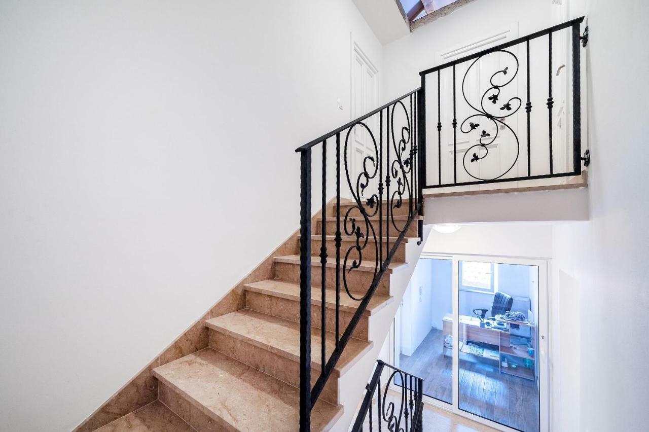 שיבניק Apartments Rialto Gallery מראה חיצוני תמונה